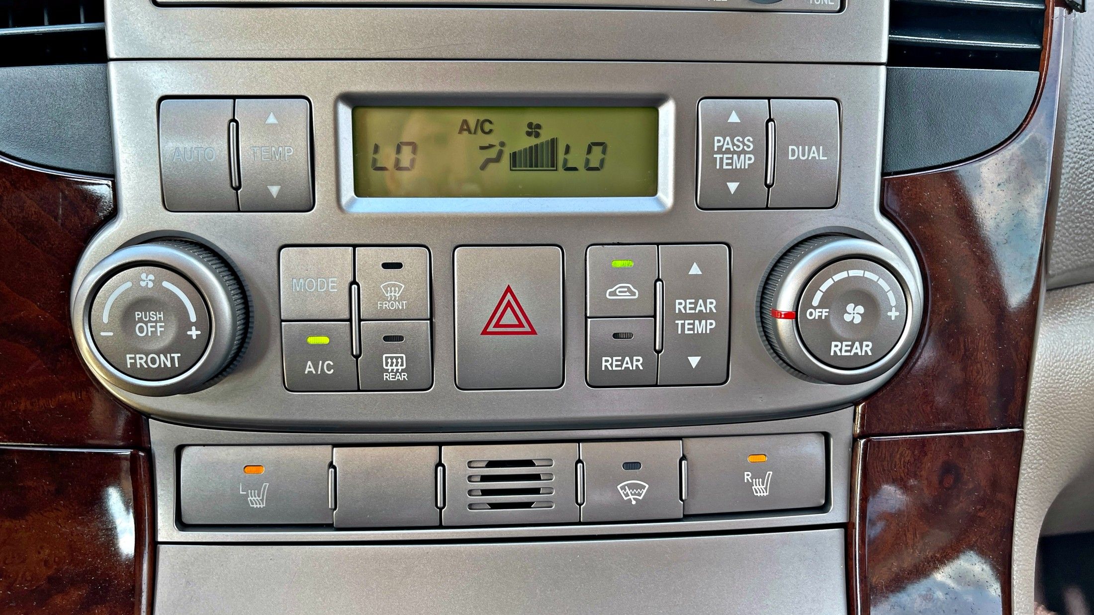 KIA CARNIVAL GRAND 2009