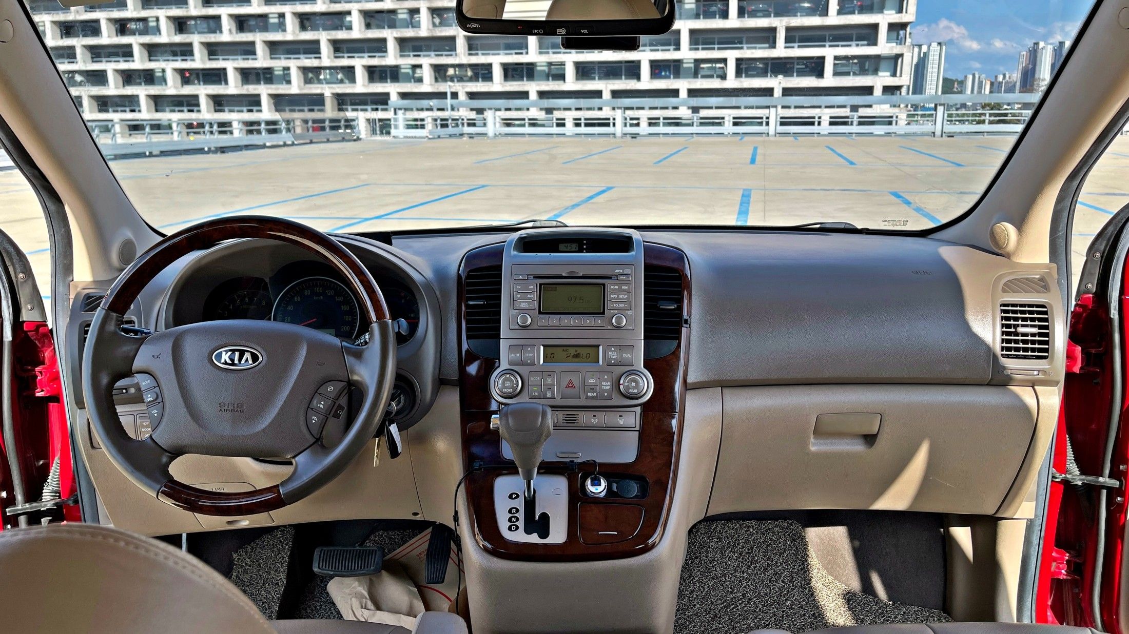 KIA CARNIVAL GRAND 2009