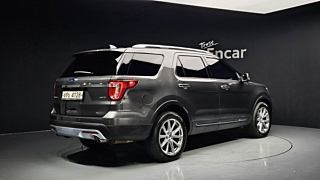 FORD EXPLORER 2017