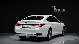 LEXUS ES300H 2024