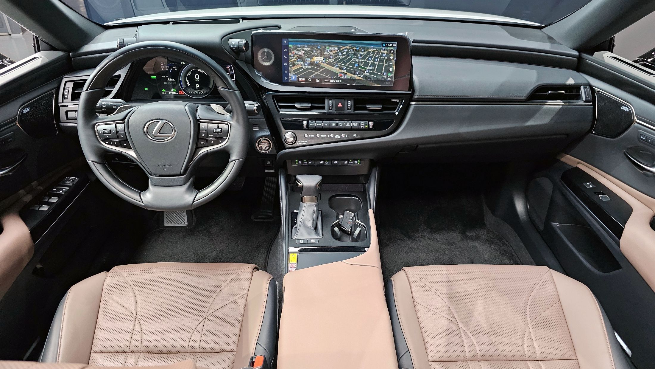 LEXUS ES300H 2024
