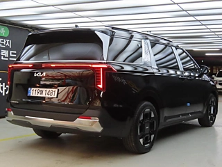 Заказать KIA CARNIVAL