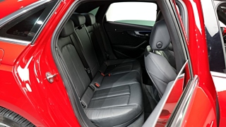 AUDI A4 B9 2021