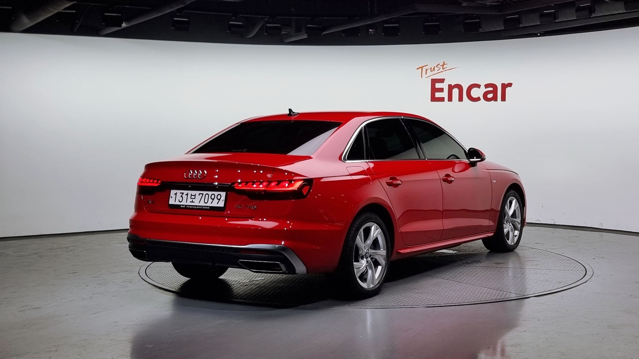 AUDI A4 B9 2021