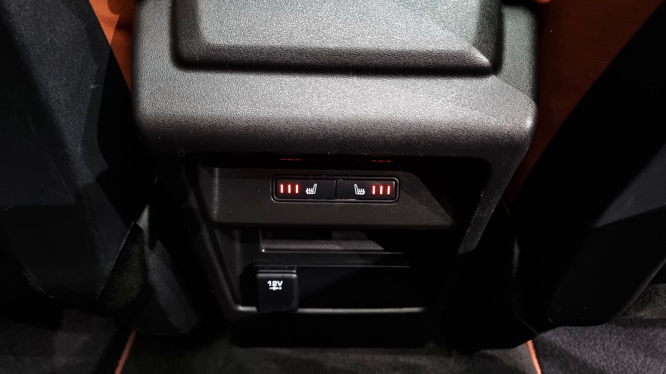 LAND ROVER DISCOVERY SPORT 2016