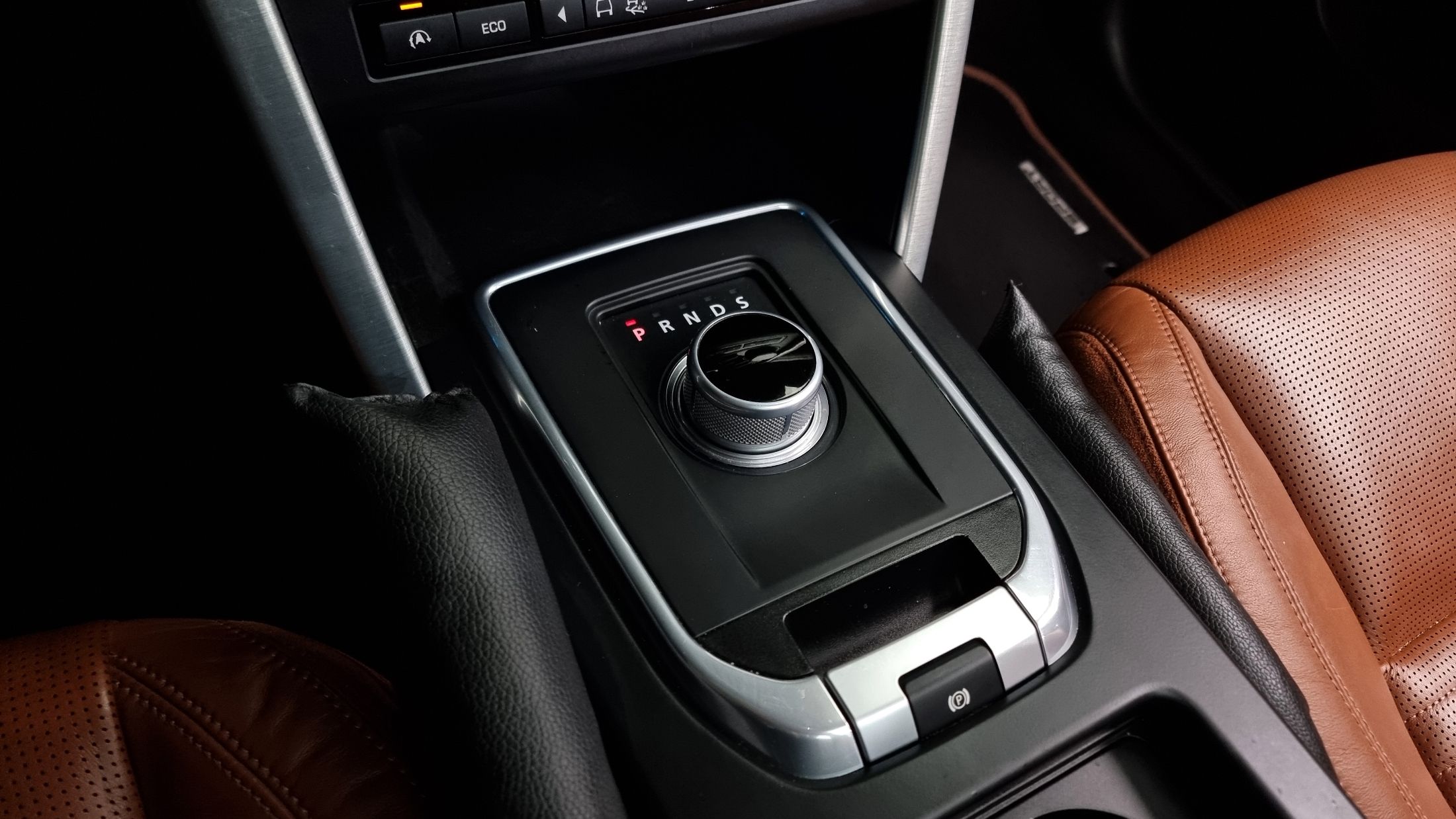 LAND ROVER DISCOVERY SPORT 2016