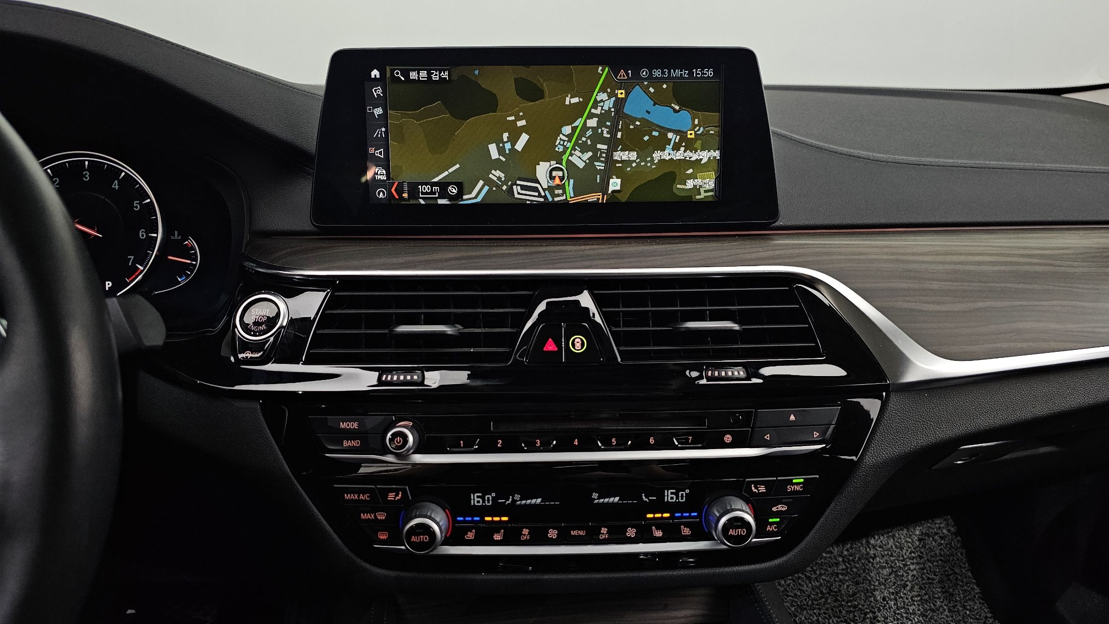 BMW 5-SERIES G30 2018