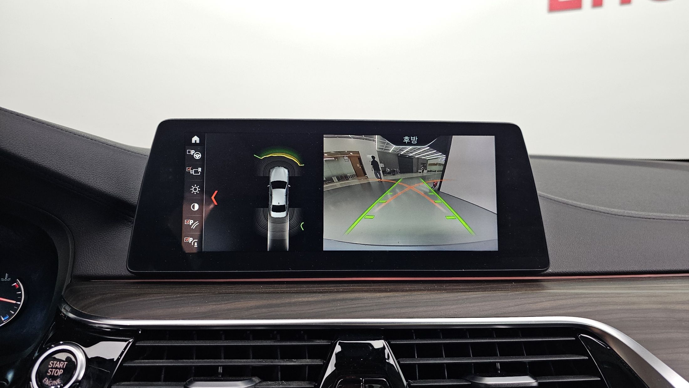 BMW 5-SERIES G30 2018