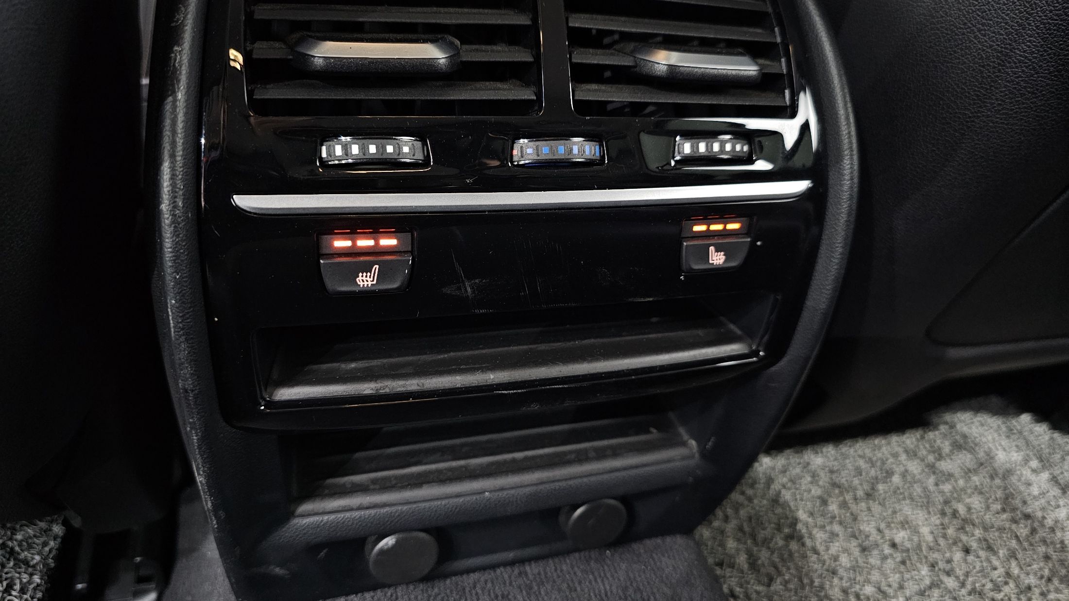 BMW 5-SERIES G30 2018