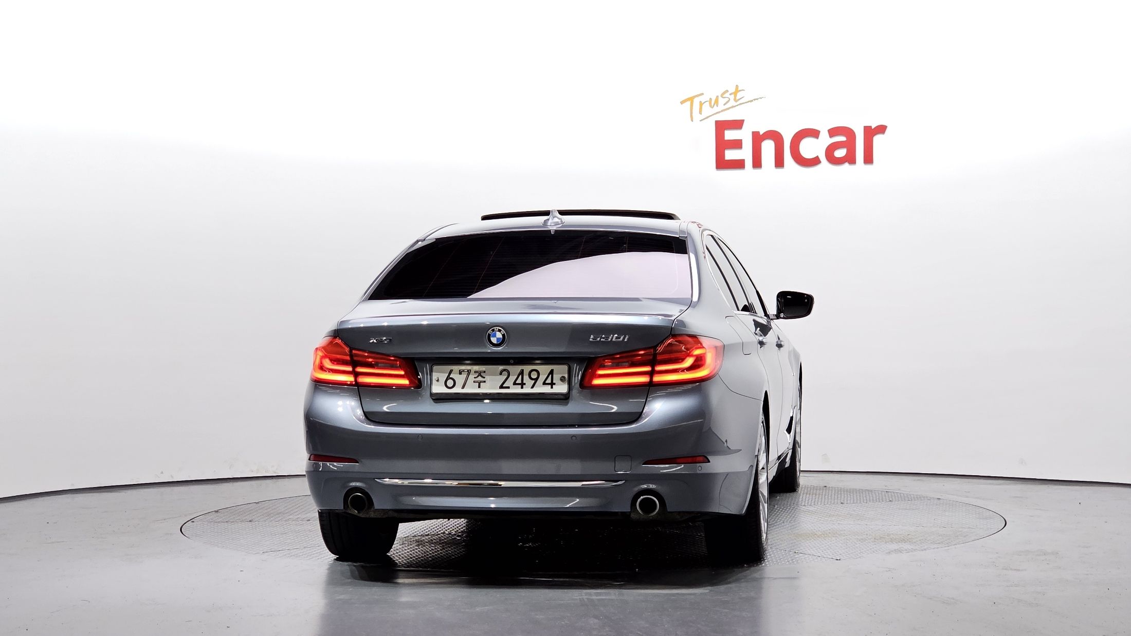 BMW 5-SERIES G30 2018