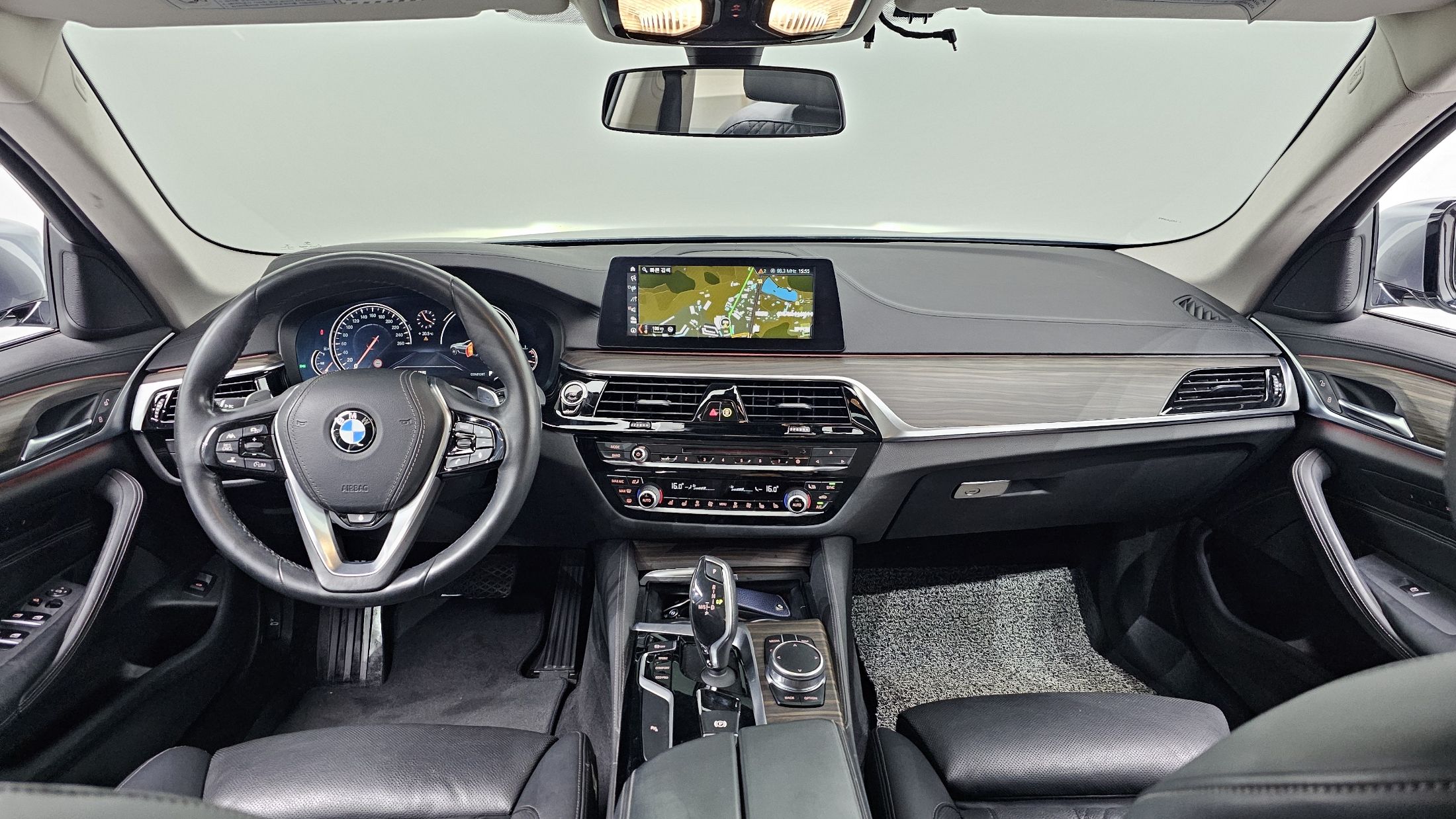 BMW 5-SERIES G30 2018