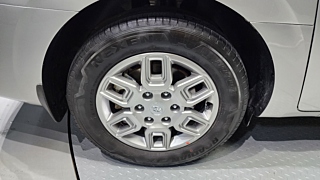 HYUNDAI STARIA 2023