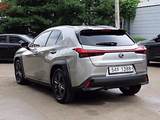 LEXUS UX250H  2.0 2WD 2019