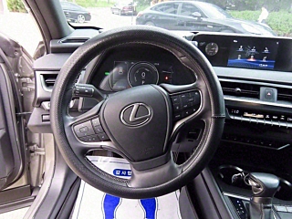 LEXUS UX250H  2.0 2WD 2019