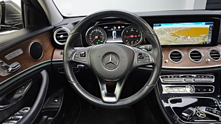 MERCEDES BENZ E-CLASS W213 2017