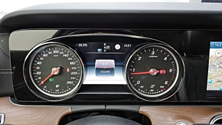 MERCEDES BENZ E-CLASS W213 2017