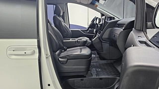 HYUNDAI STARIA  4WD Tourer 9 Seater 2021