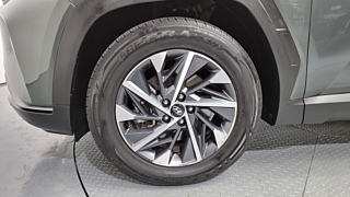 HYUNDAI TUCSON NX4 2021