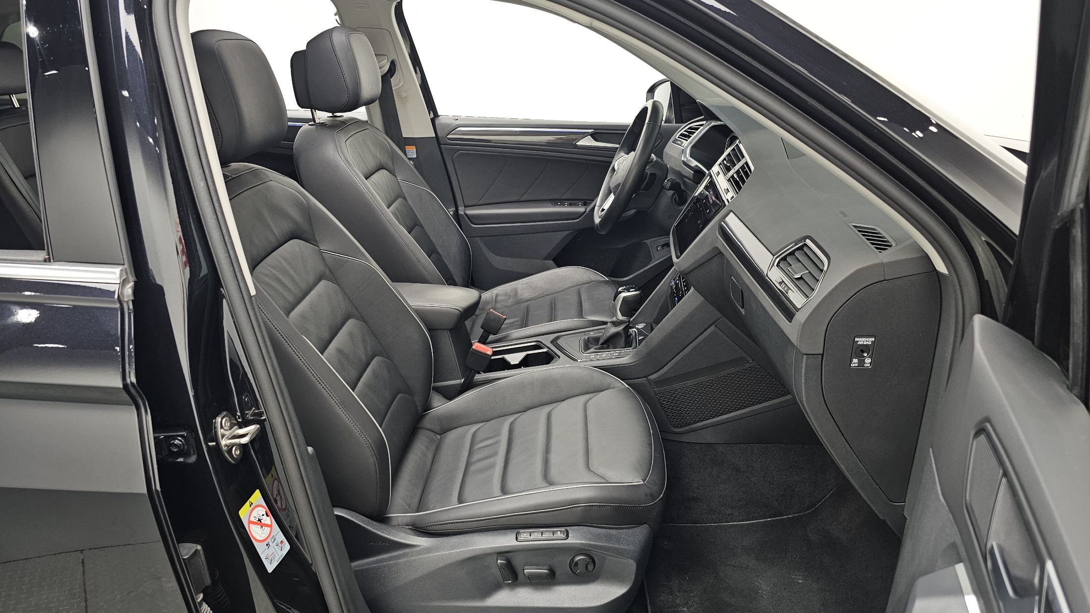 VOLKSWAGEN TIGUAN 2022