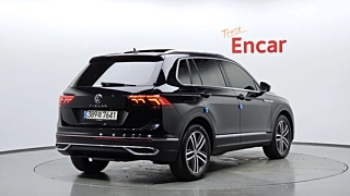 VOLKSWAGEN TIGUAN 2022