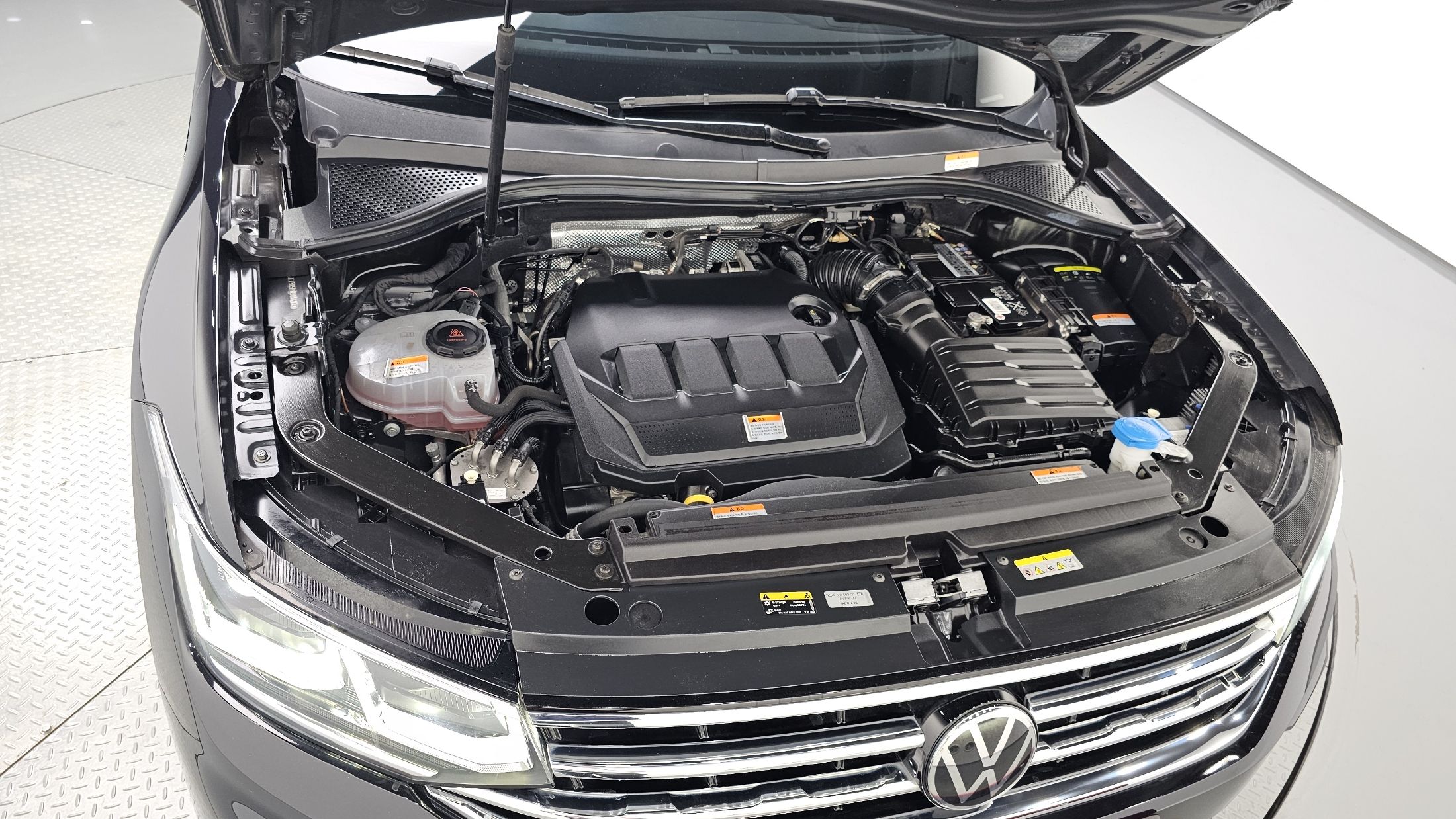 VOLKSWAGEN TIGUAN 2022