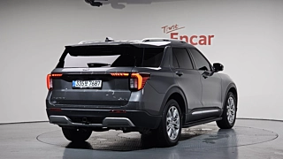 FORD EXPLORER  2025