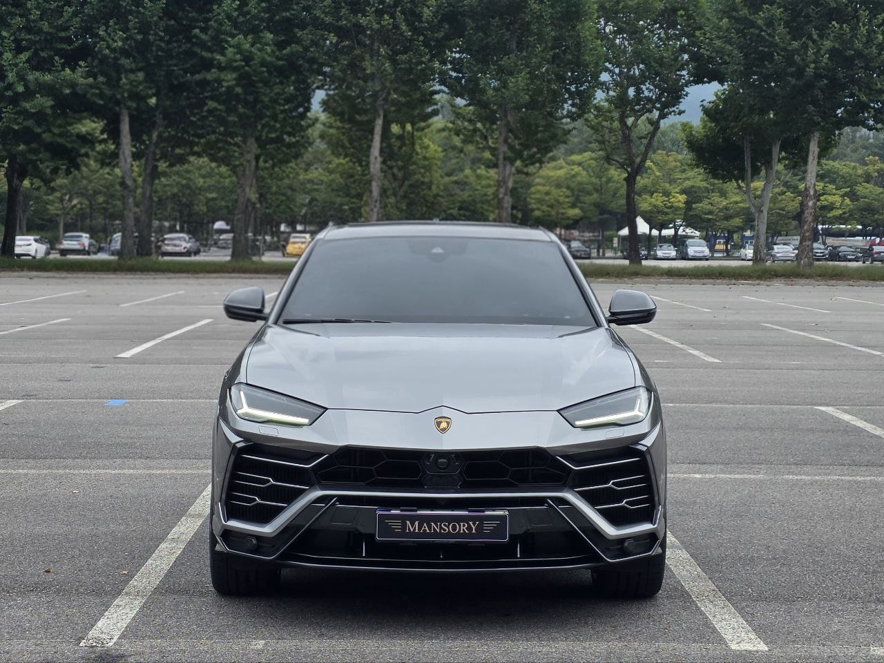 LAMBORGHINI URUS 2021