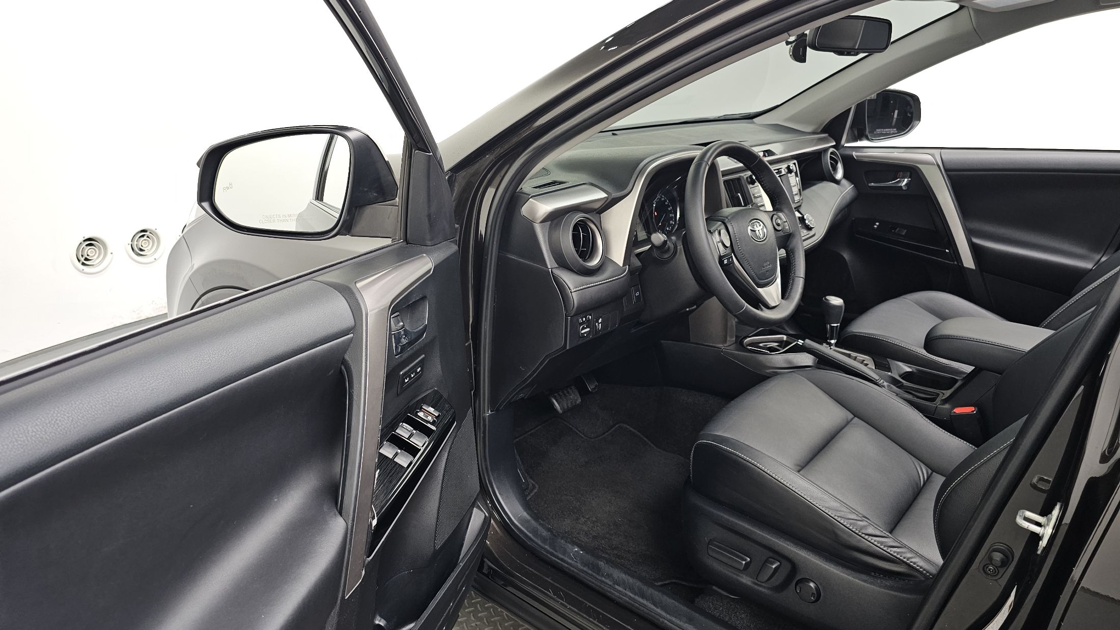 TOYOTA RAV4 2016