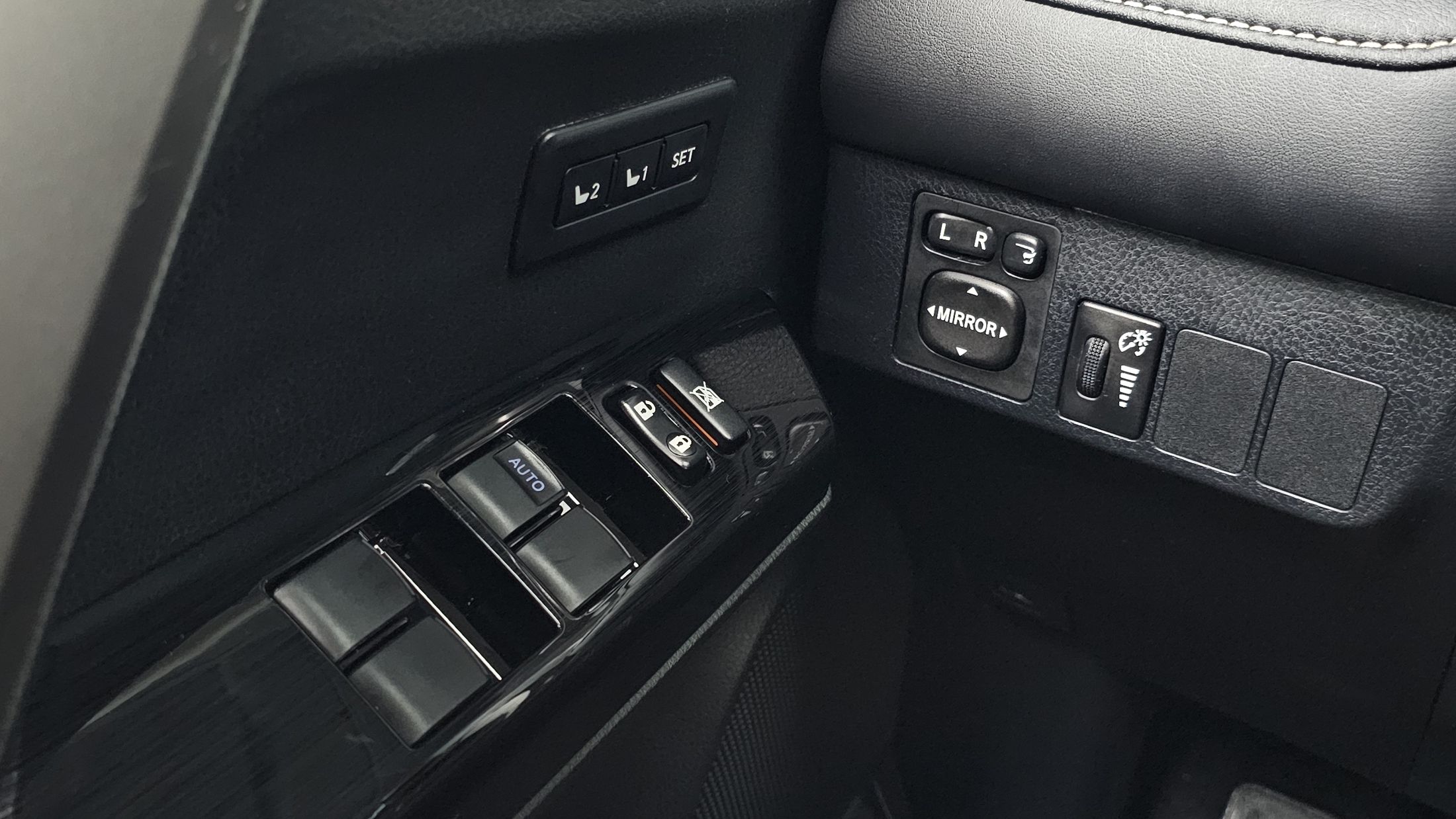 TOYOTA RAV4 2016