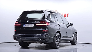 BMW X7 G07 2024