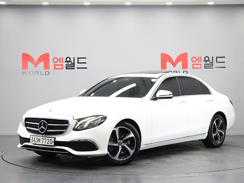 MERCEDES BENZ E-CLASS W213 2019