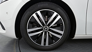 MERCEDES BENZ A-CLASS W177 2021