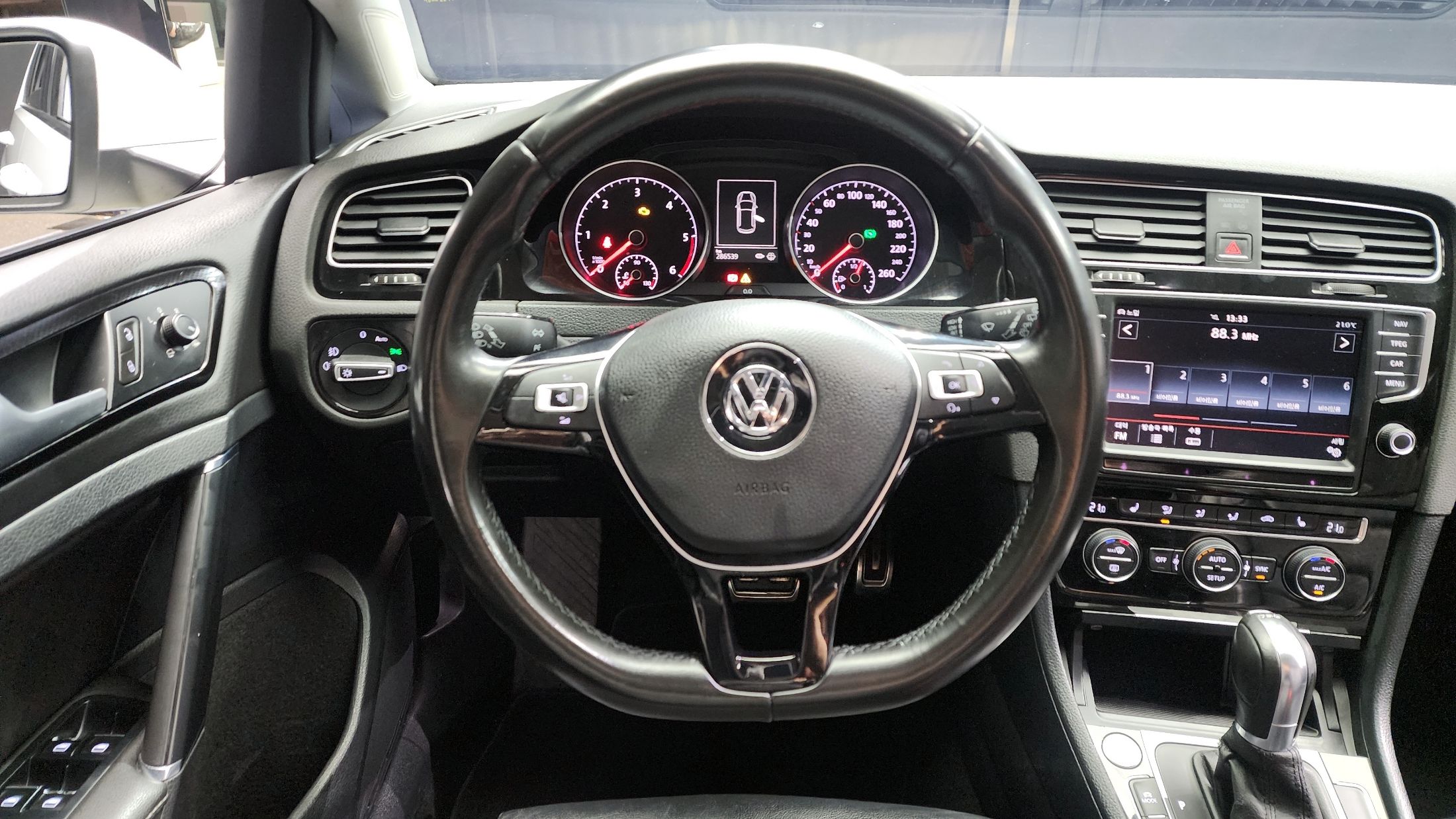 VOLKSWAGEN GOLF 2013