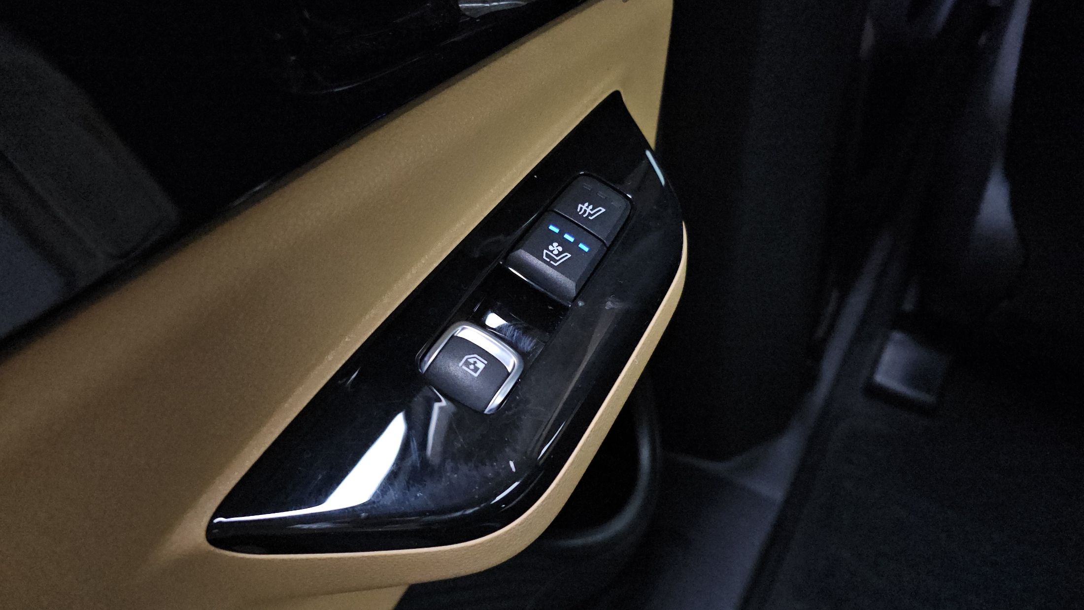 KIA CARNIVAL 2020