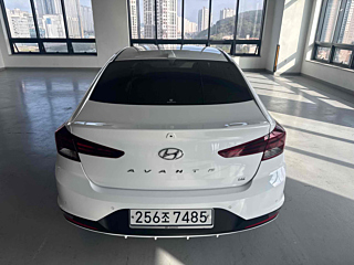 HYUNDAI AVANTE AD 2020