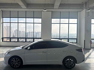 HYUNDAI AVANTE AD 2020