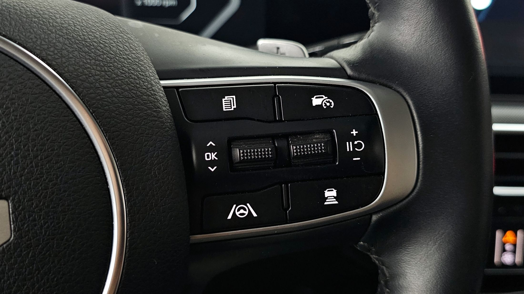 KIA K5 2025
