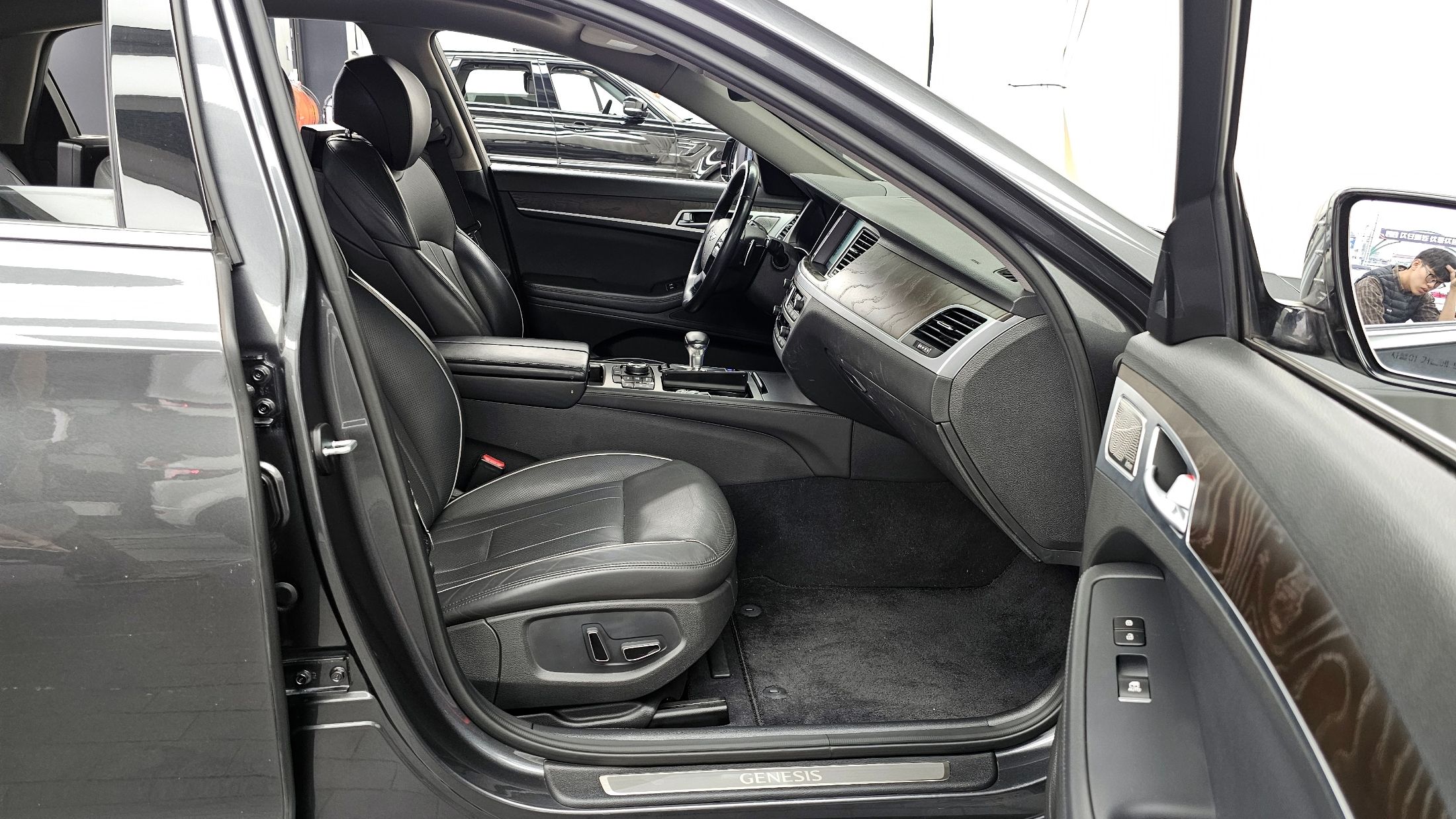GENESIS G80 2017
