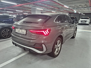 AUDI Q3 F3 2020