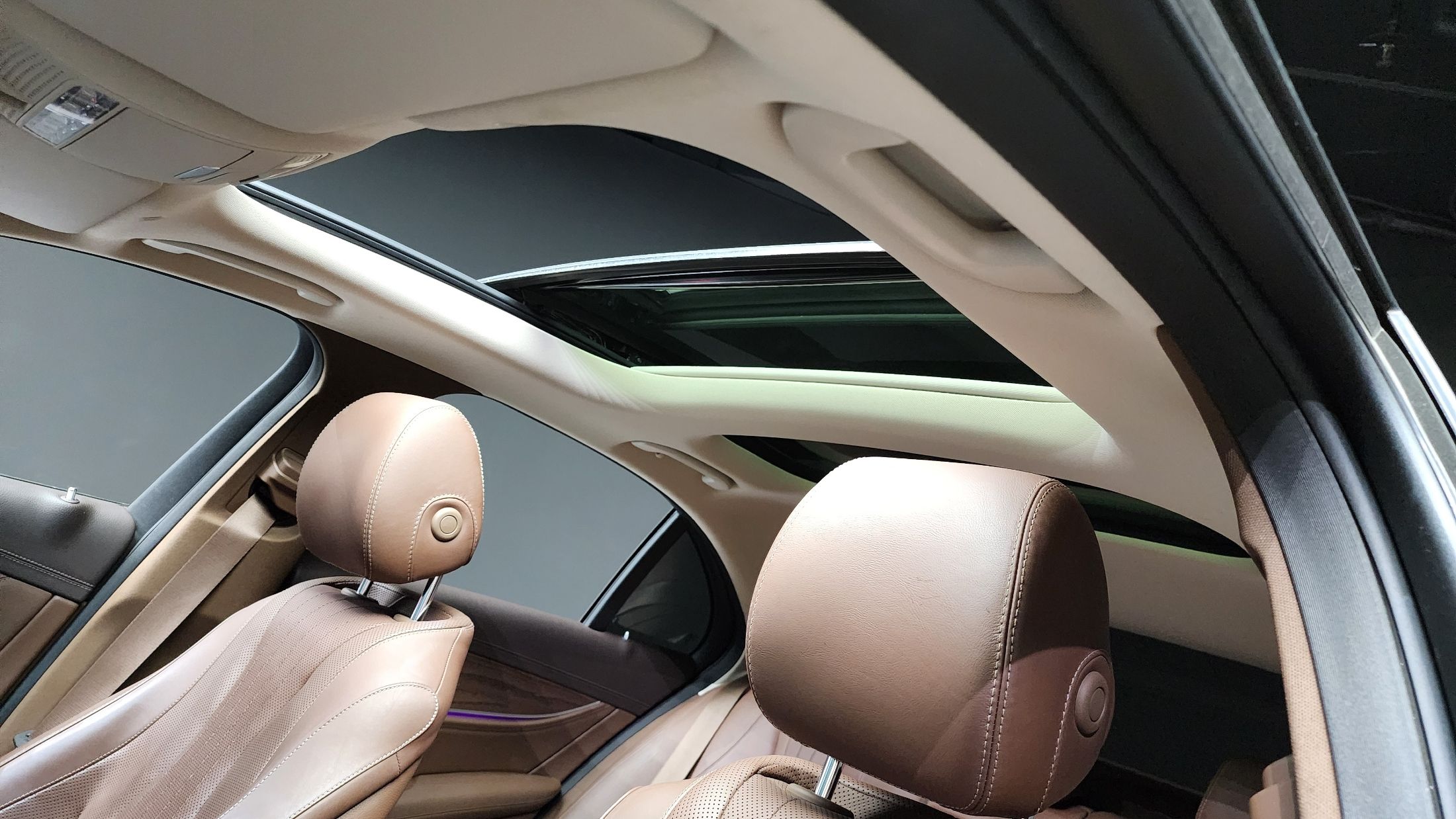 MERCEDES BENZ E-CLASS W213 2017