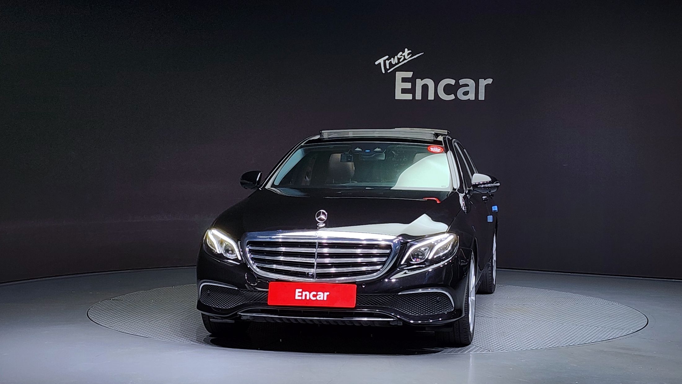 MERCEDES BENZ E-CLASS W213 2017