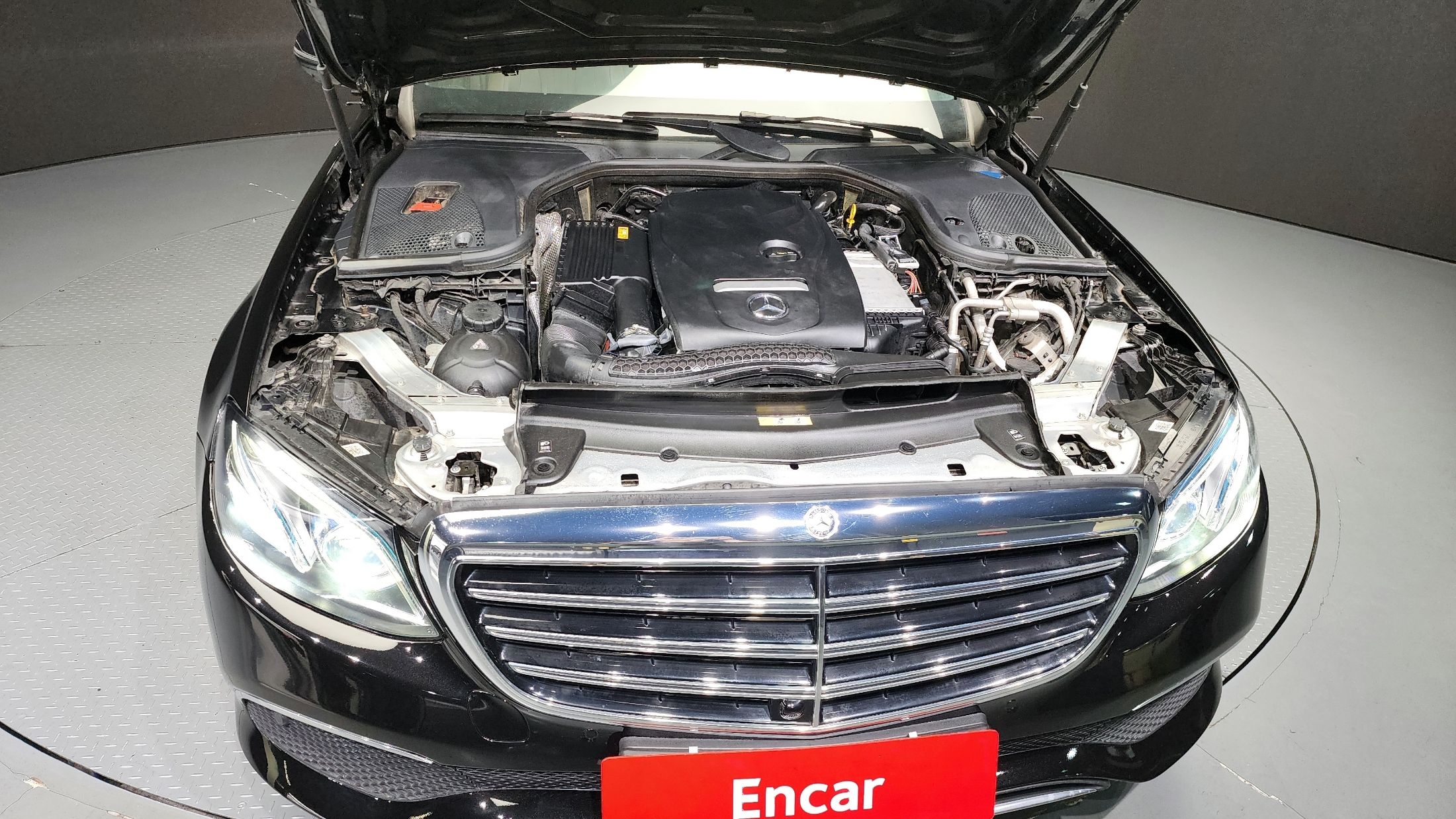 MERCEDES BENZ E-CLASS W213 2017