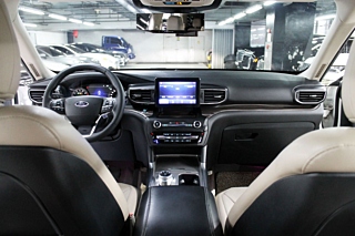 FORD EXPLORER 2020