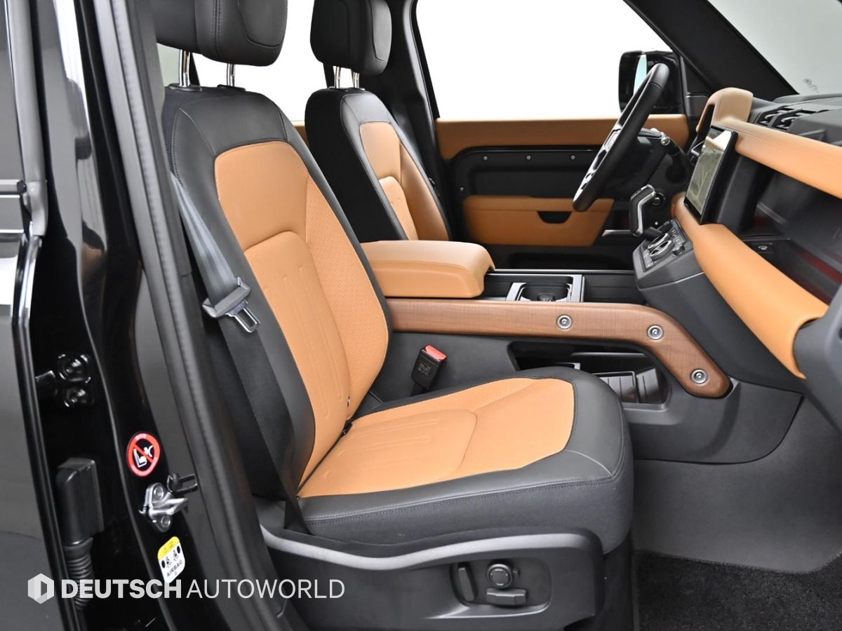 LAND ROVER DEFENDER L663 2024