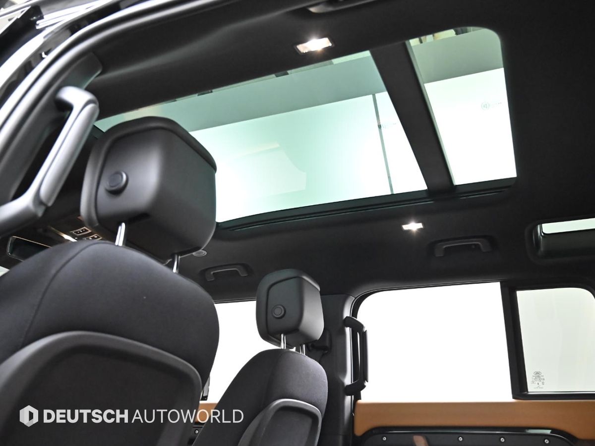 LAND ROVER DEFENDER L663 2024