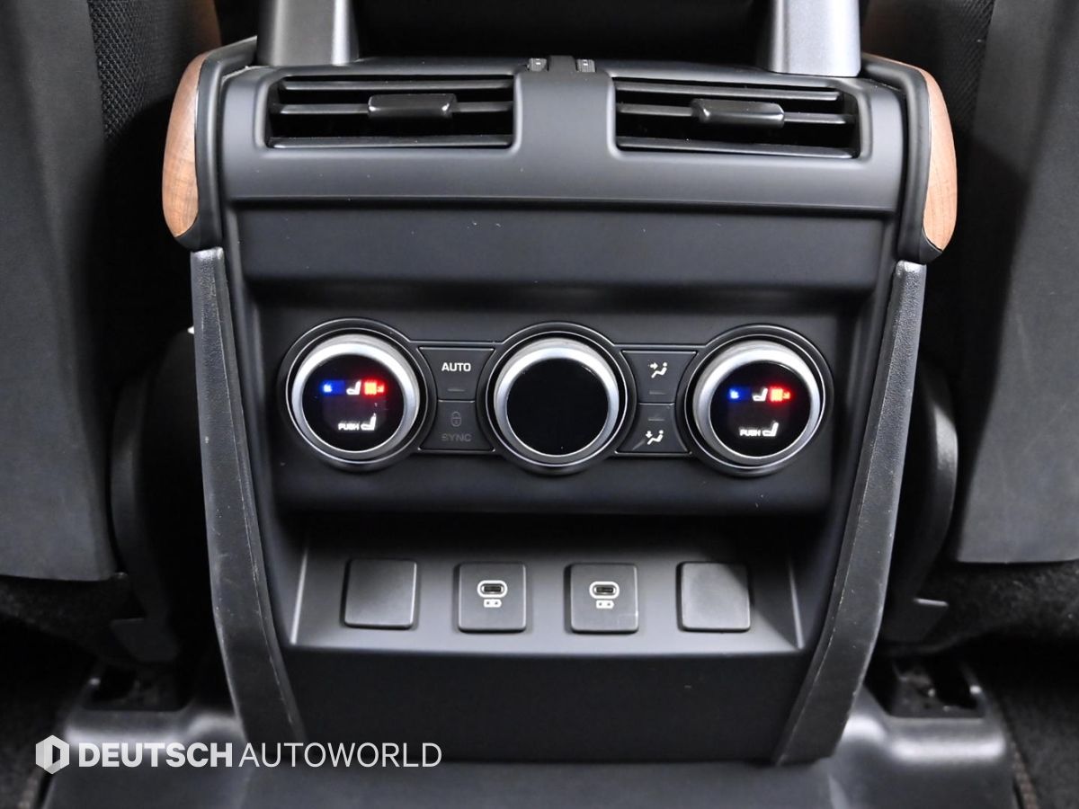 LAND ROVER DEFENDER L663 2024