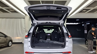 JEEP GRAND CHEROKEE WL 2023