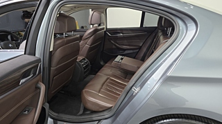 BMW 5-SERIES G30 2018