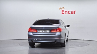 BMW 5-SERIES G30 2018