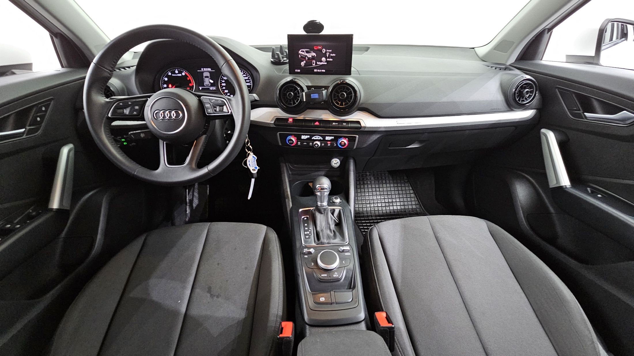 AUDI Q2 2018